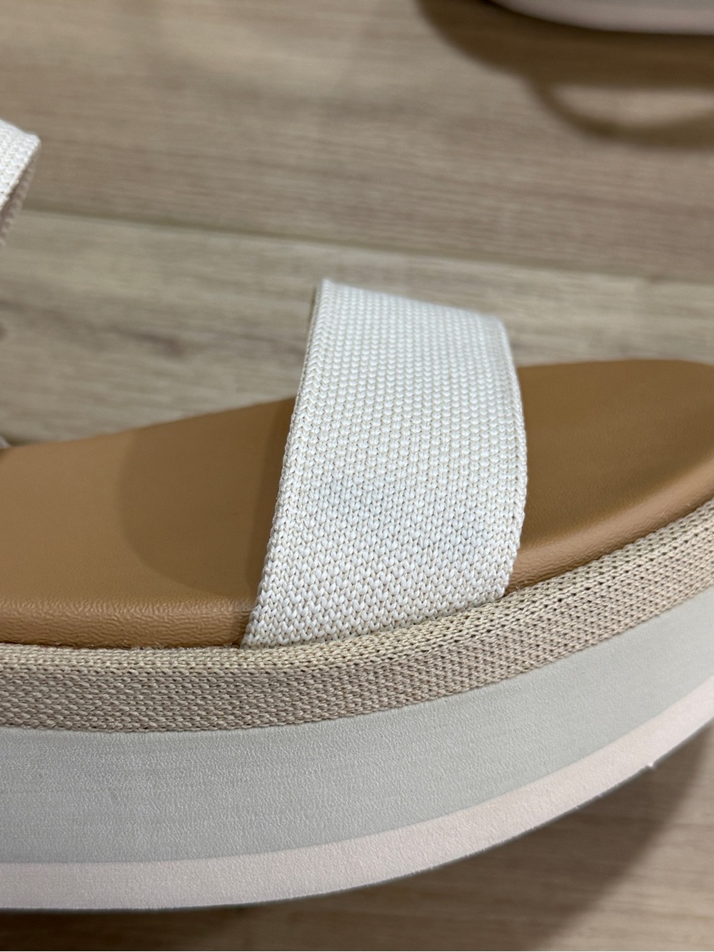 Rothy’s Lightweight Wedge Sandal—Size 7 - Picture 8 of 8